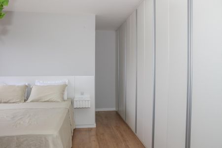 Apartamento à venda com 71m², 2 quartos e 2 vagasSuíte 1