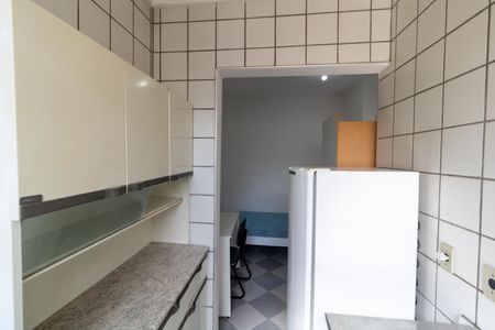 Studio para alugar com 27m², 1 quarto e sem vaga Studio para alugar com 27m², 1 quarto e sem vagaCozinha