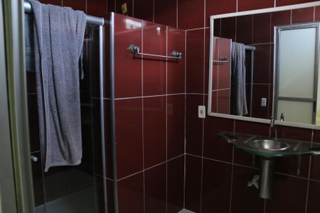 Casa para alugar com 430m², 4 quartos e 3 vagasBanheiro