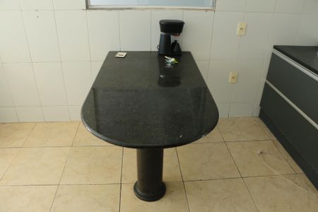 Cozinha de casa para alugar com 4 quartos, 430m² em Parque Residencial Guadalajara, Nova Iguaçu