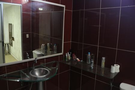 Casa para alugar com 430m², 4 quartos e 3 vagasBanheiro