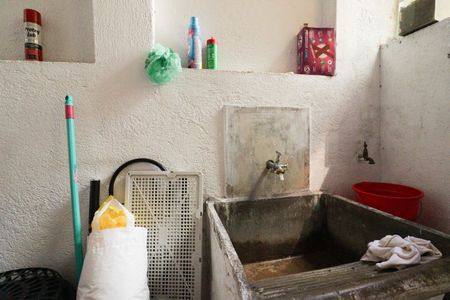 Casa para alugar com 55m², 1 quarto e 1 vagaÁrea de Serviço