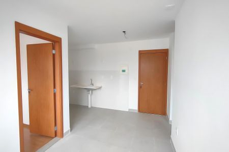 Sala de apartamento para alugar com 2 quartos, 34m² em Vila Palmares, São Caetano do Sul