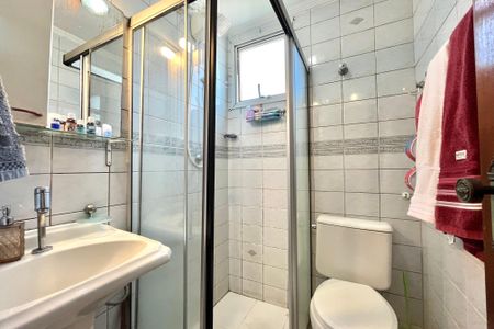 Apartamento para alugar com 70m², 2 quartos e 1 vaga Apartamento para alugar com 70m², 2 quartos e 1 vagaBanheiro