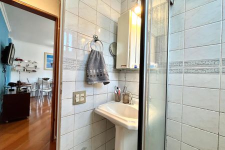 Apartamento para alugar com 70m², 2 quartos e 1 vaga Apartamento para alugar com 70m², 2 quartos e 1 vagaBanheiro