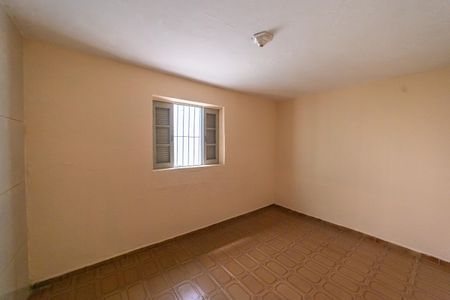 Casa à venda com 260m², 6 quartos e 3 vagasQuarto 2