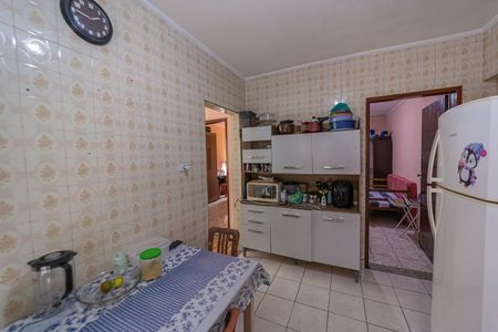 Casa à venda com 260m², 6 quartos e 3 vagasCozinha 3