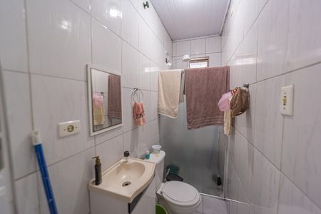 Casa à venda com 260m², 6 quartos e 3 vagasBanheiro 2