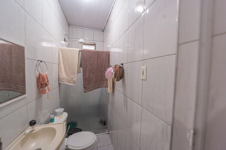 Casa à venda com 260m², 6 quartos e 3 vagasBanheiro 2