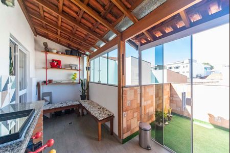 Apartamento à venda com 129m², 2 quartos e 1 vagaÁrea gourmet