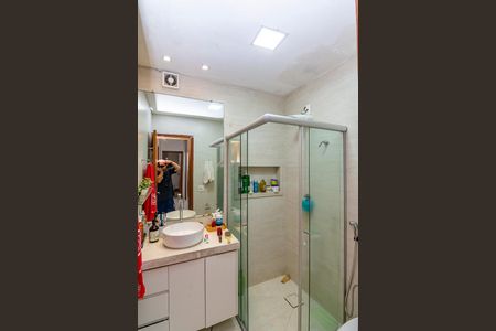 Apartamento à venda com 190m², 3 quartos e 3 vagasBanheiro Social