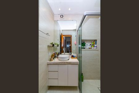 Apartamento à venda com 190m², 3 quartos e 3 vagasBanheiro Social