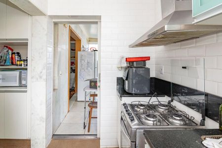 Apartamento à venda com 190m², 3 quartos e 3 vagasCozinha