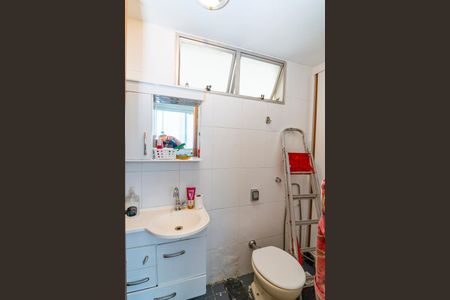 Apartamento à venda com 190m², 3 quartos e 3 vagasBanheiro de serviço