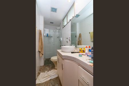 Apartamento à venda com 190m², 3 quartos e 3 vagasBanheiro da Suíte