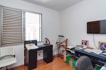 Apartamento à venda com 190m², 3 quartos e 3 vagasQuarto 2