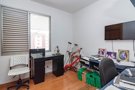 Apartamento à venda com 190m², 3 quartos e 3 vagasQuarto 2