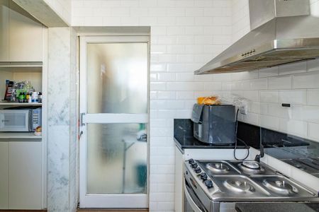 Apartamento à venda com 190m², 3 quartos e 3 vagasCozinha