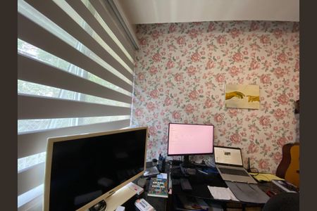 Apartamento à venda com 73m², 2 quartos e 2 vagasQuarto 2