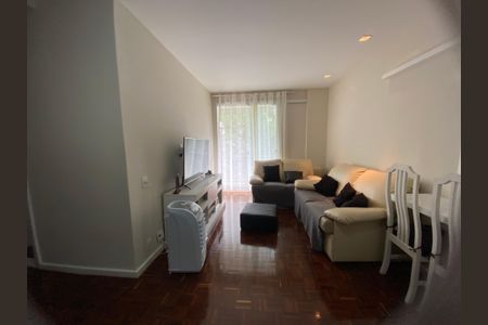 Sala  de apartamento à venda com 2 quartos, 73m² em Copacabana, Rio de Janeiro