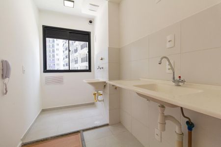 Apartamento para alugar com 38m², 2 quartos e sem vaga Apartamento para alugar com 38m², 2 quartos e sem vagaCozinha e Área de Serviço
