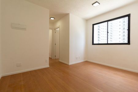 Sala de apartamento para alugar com 2 quartos, 38m² em Vila Campanela, São Paulo