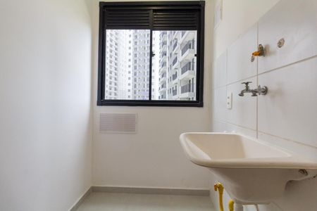 Apartamento para alugar com 38m², 2 quartos e sem vaga Apartamento para alugar com 38m², 2 quartos e sem vagaCozinha e Área de Serviço