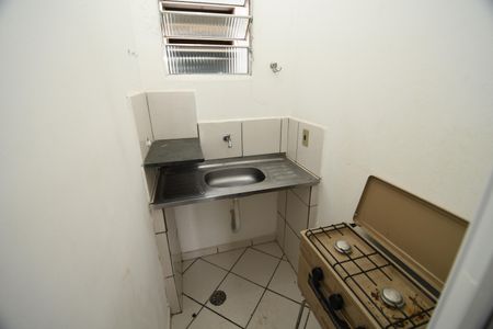 Cozinha de kitnet/studio para alugar com 1 quarto, 19m² em Cidade Universitária, Campinas