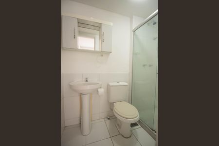 Banheiro de apartamento para alugar com 1 quarto, 38m² em Colubandê, São Gonçalo