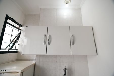 Cozinha de kitnet/studio para alugar com 1 quarto, 15m² em Cidade Universitária, Campinas