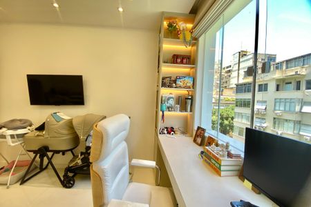 Apartamento à venda com 83m², 2 quartos e sem vagaQuarto 2