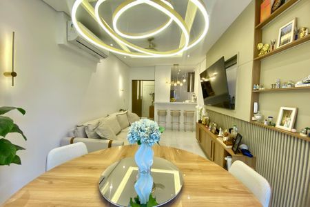 Sala  de apartamento à venda com 2 quartos, 83m² em Copacabana, Rio de Janeiro