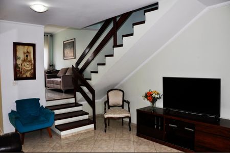 Casa à venda com 186m², 3 quartos e 6 vagas Casa à venda com 186m², 3 quartos e 6 vagasDetalhe - Sala