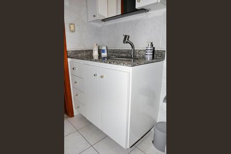 Casa à venda com 186m², 3 quartos e 6 vagas Casa à venda com 186m², 3 quartos e 6 vagasDetalhe - Banheiro Social