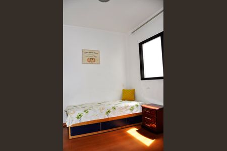 Casa à venda com 186m², 3 quartos e 6 vagas Casa à venda com 186m², 3 quartos e 6 vagasDetalhe - Quarto 02