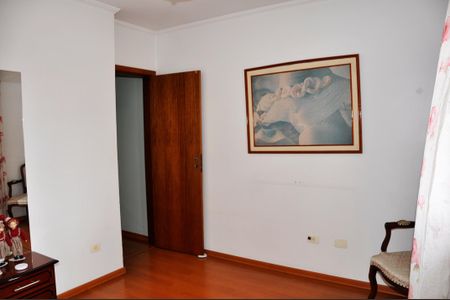 Casa à venda com 186m², 3 quartos e 6 vagas Casa à venda com 186m², 3 quartos e 6 vagasDetalhe - Quarto 03