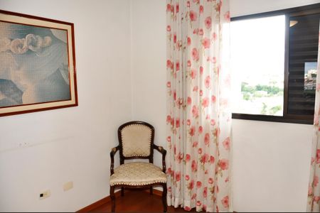 Casa à venda com 186m², 3 quartos e 6 vagas Casa à venda com 186m², 3 quartos e 6 vagasDetalhe - Quarto 03