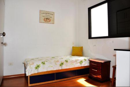 Casa à venda com 186m², 3 quartos e 6 vagas Casa à venda com 186m², 3 quartos e 6 vagasDetalhe - Quarto 02