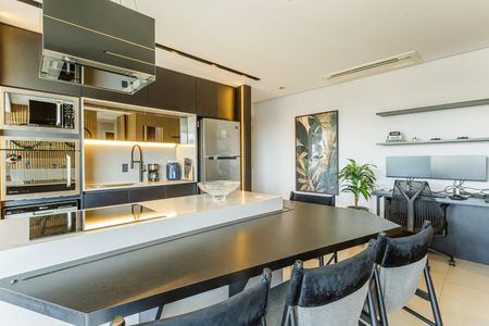 Apartamento à venda com 54m², 1 quarto e 1 vagaSala/Cozinha