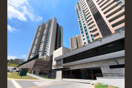 Apartamento para alugar com 68m², 2 quartos e 1 vagaFachada