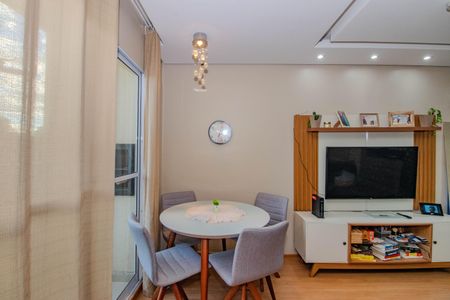 Sala de apartamento à venda com 2 quartos, 46m² em Rubem Berta, Porto Alegre
