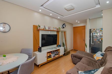 Sala de apartamento à venda com 2 quartos, 46m² em Rubem Berta, Porto Alegre