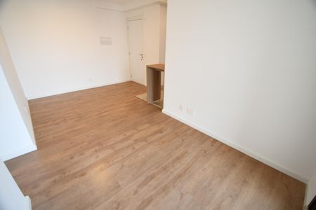 Sala de apartamento para alugar com 3 quartos, 75m² em Vila Itapura, Campinas