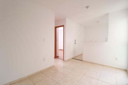 Sala de apartamento para alugar com 2 quartos, 43m² em Jardim Holanda, Uberlândia