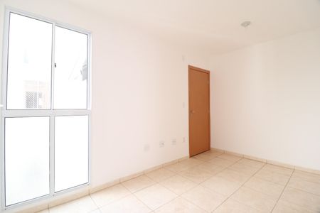Sala de apartamento para alugar com 2 quartos, 43m² em Jardim Holanda, Uberlândia
