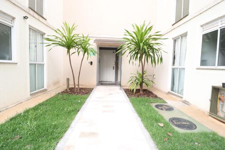 Apartamento para alugar com 43m², 2 quartos e 1 vagaHall de entrada