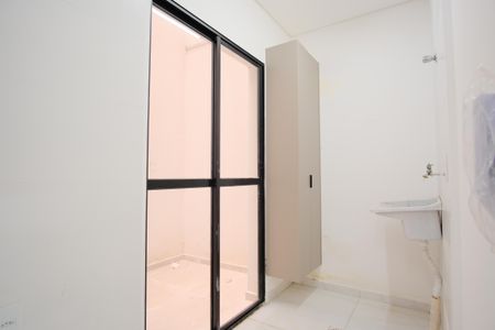 Apartamento à venda com 27m², 1 quarto e sem vagaÁrea de Serviço