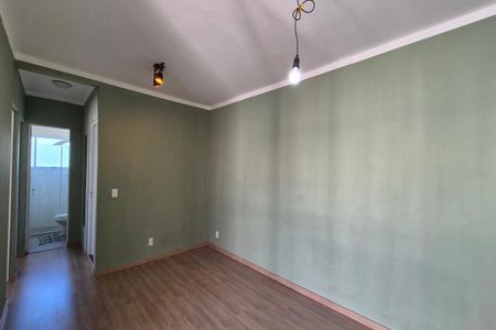 Sala de apartamento para alugar com 2 quartos, 48m² em Jardim Ipaussurama, Campinas