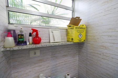 Casa à venda com 227m², 1 quarto e 2 vagasBanheiro da Suíte