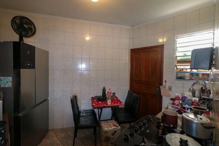 Casa à venda com 227m², 1 quarto e 2 vagasEdícula